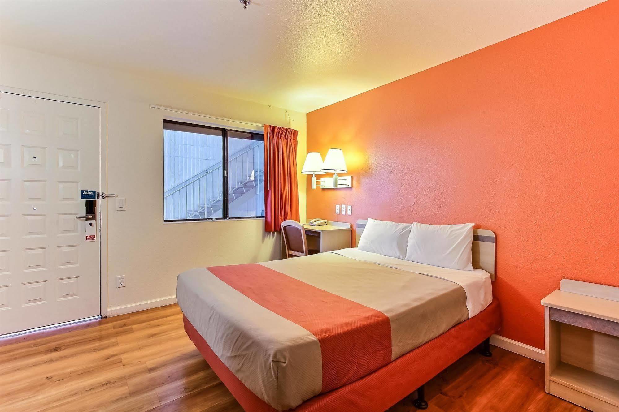 Motel 6-Fremont, Ca - South Zewnętrze zdjęcie